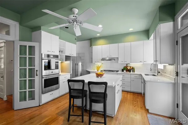 $575,000 | 6046 Westminster Place, St. Louis, MO 63112