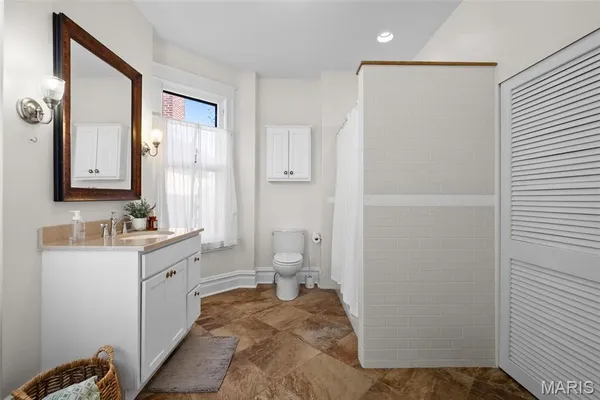 $575,000 | 6046 Westminster Place, St. Louis, MO 63112