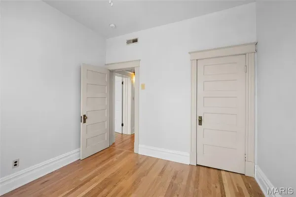 $575,000 | 6046 Westminster Place, St. Louis, MO 63112