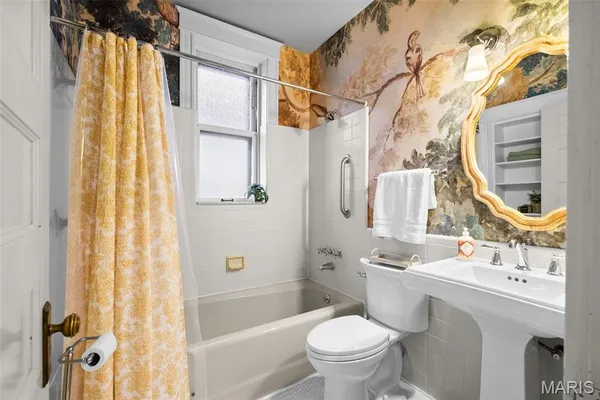 $575,000 | 6046 Westminster Place, St. Louis, MO 63112