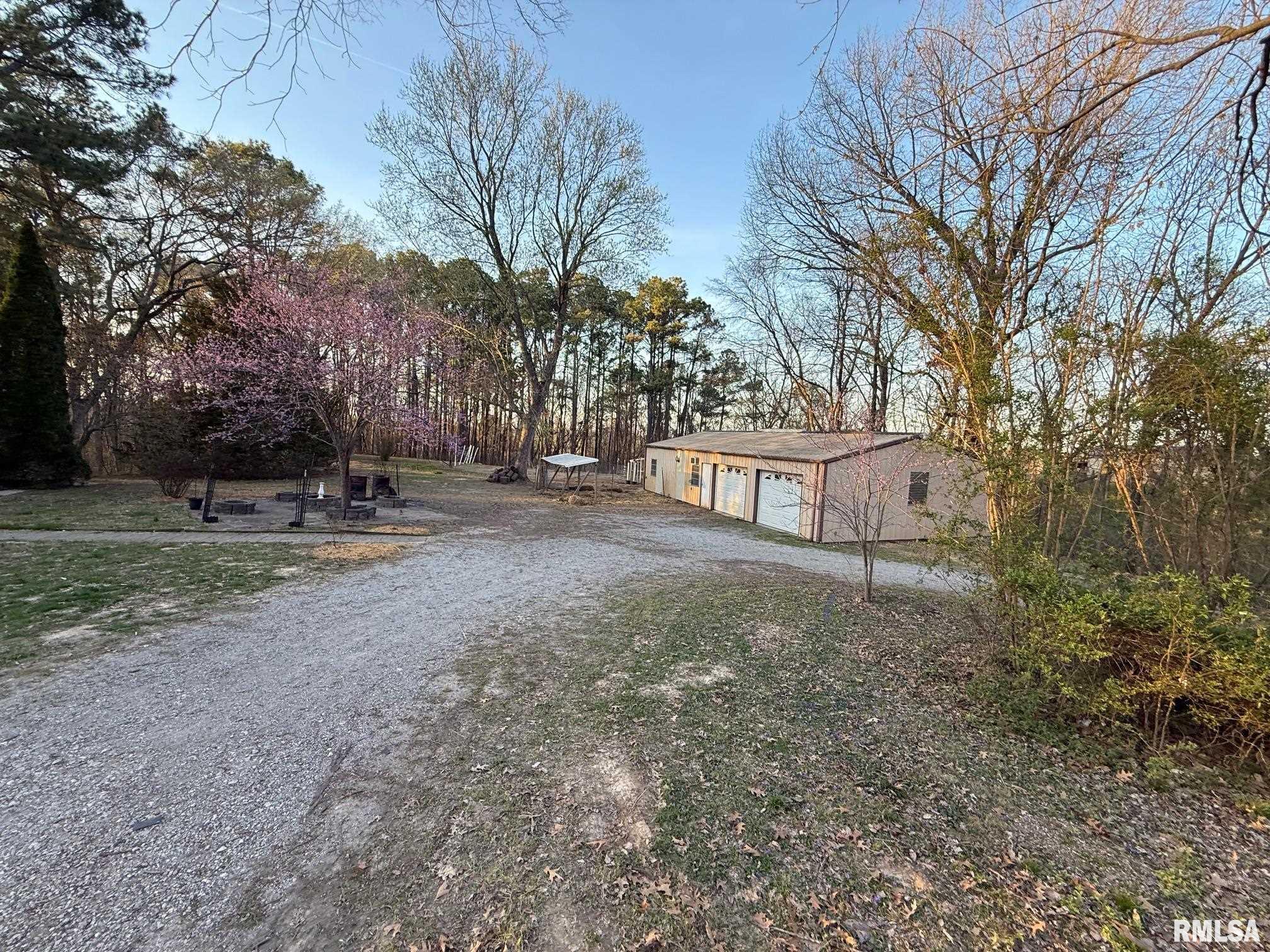 2229 Town Creek Road Murphysboro, IL 62966 - Photo 10 of 27