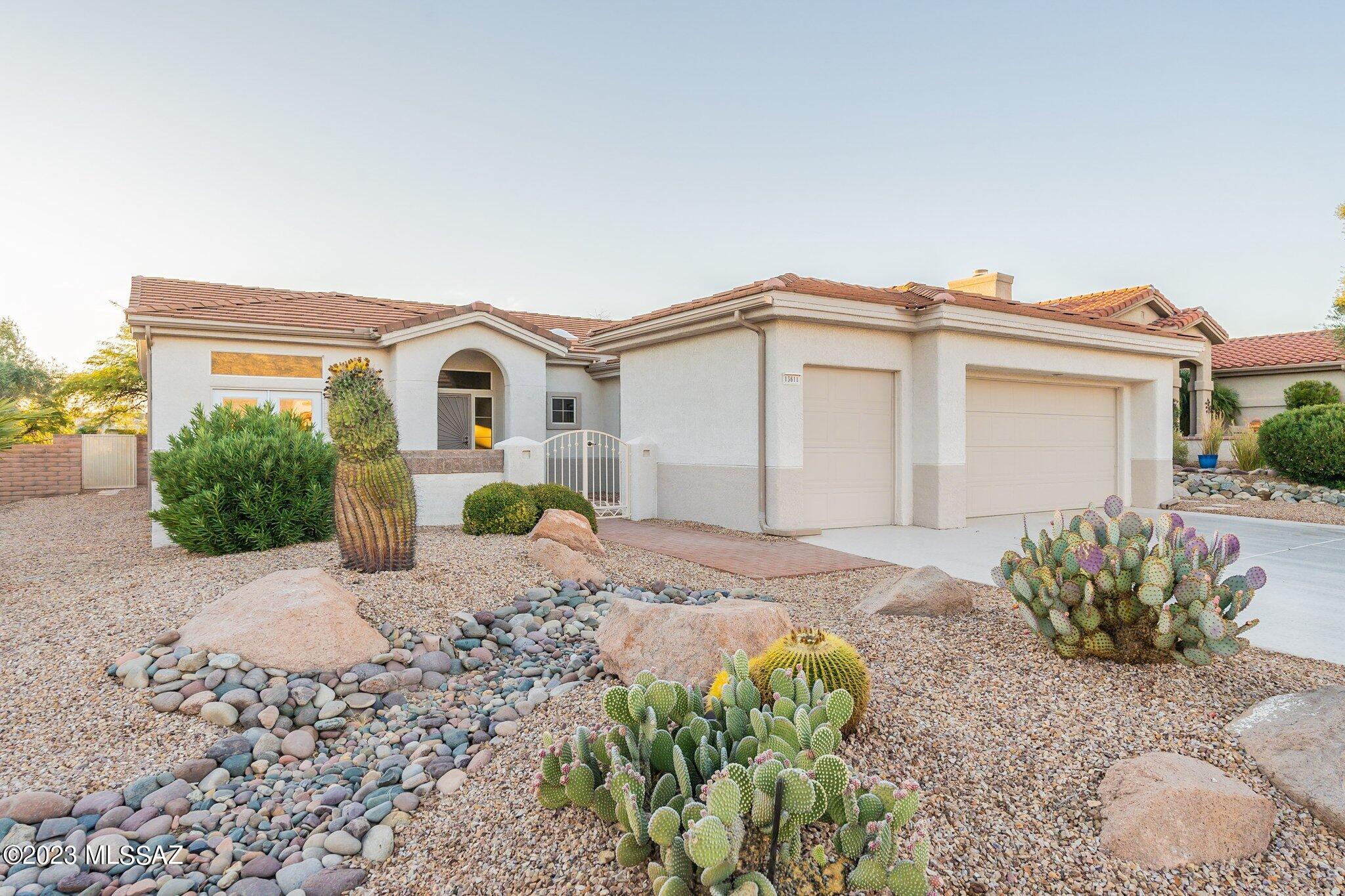 13611 North Pima Spring Way Oro Valley, AZ 85755 - Photo 8 of 49
