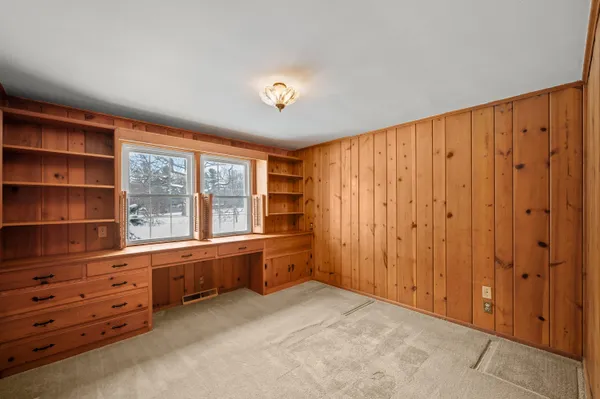 $280,000 | 904 Iroquois Trail, Niles, MI 49120