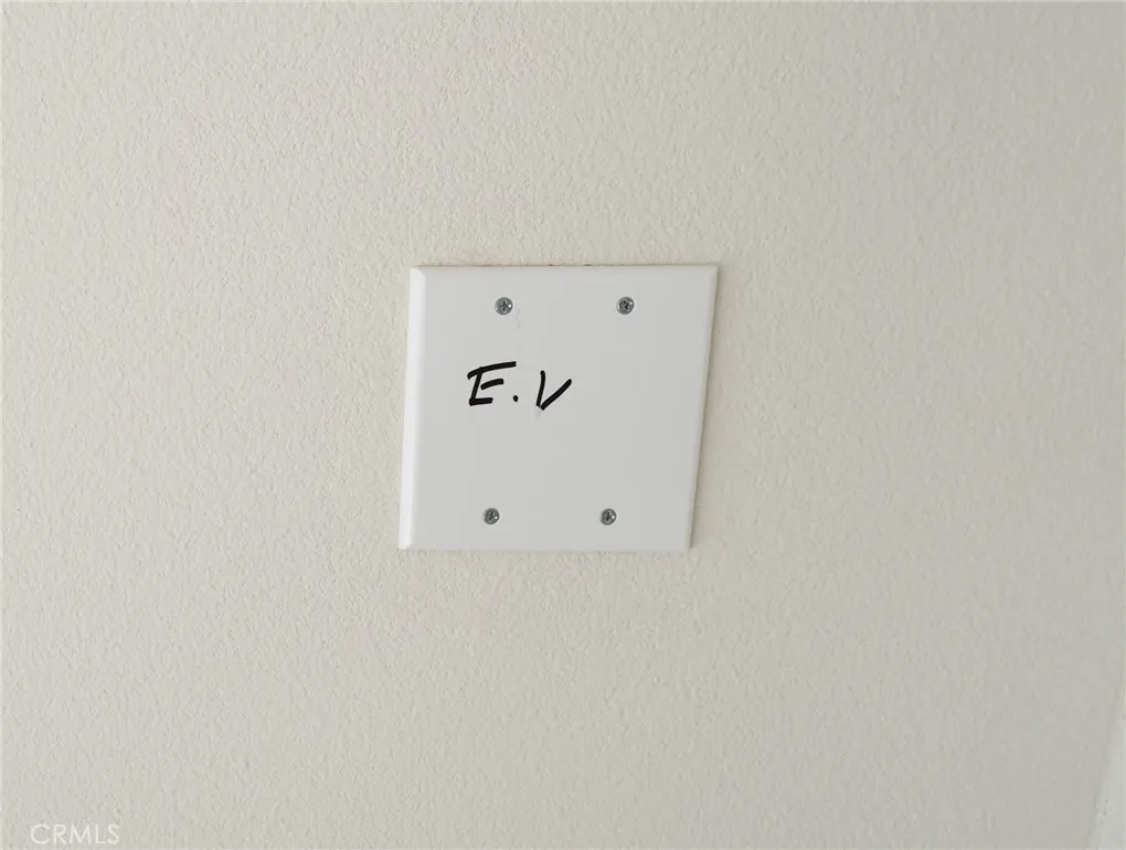 9561 Hannah Way Riverside, CA 92504 - Photo 28 of 30 EV Pre-Wired