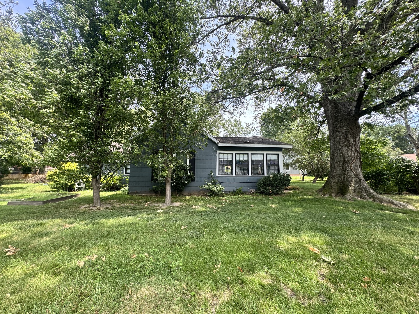 307 West Webster Street Benton, IL 62812 - Photo 10 of 33