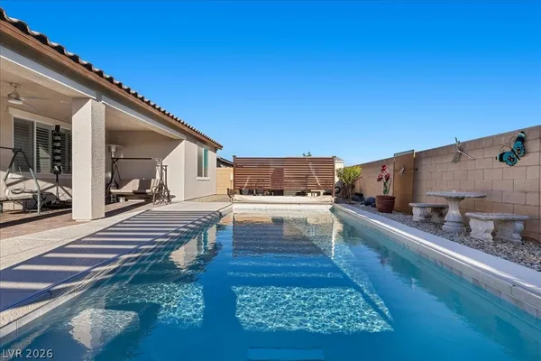 $800,000 | 10165 Ferton Lake Avenue, Las Vegas, NV 89178