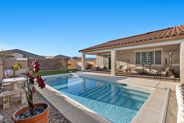 $800,000 | 10165 Ferton Lake Avenue, Las Vegas, NV 89178