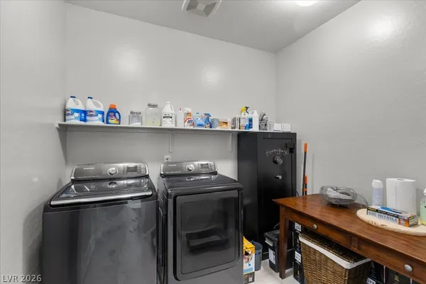 $800,000 | 10165 Ferton Lake Avenue, Las Vegas, NV 89178