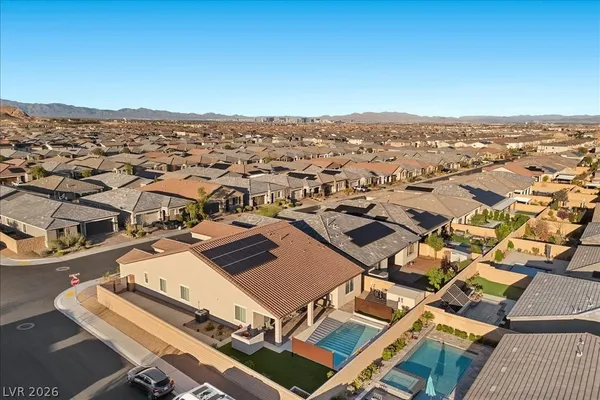 $800,000 | 10165 Ferton Lake Avenue, Las Vegas, NV 89178