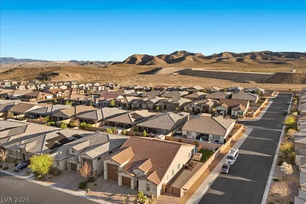 $800,000 | 10165 Ferton Lake Avenue, Las Vegas, NV 89178