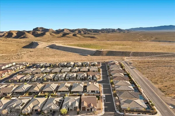 $800,000 | 10165 Ferton Lake Avenue, Las Vegas, NV 89178