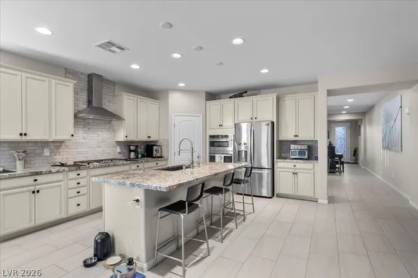 $800,000 | 10165 Ferton Lake Avenue, Las Vegas, NV 89178