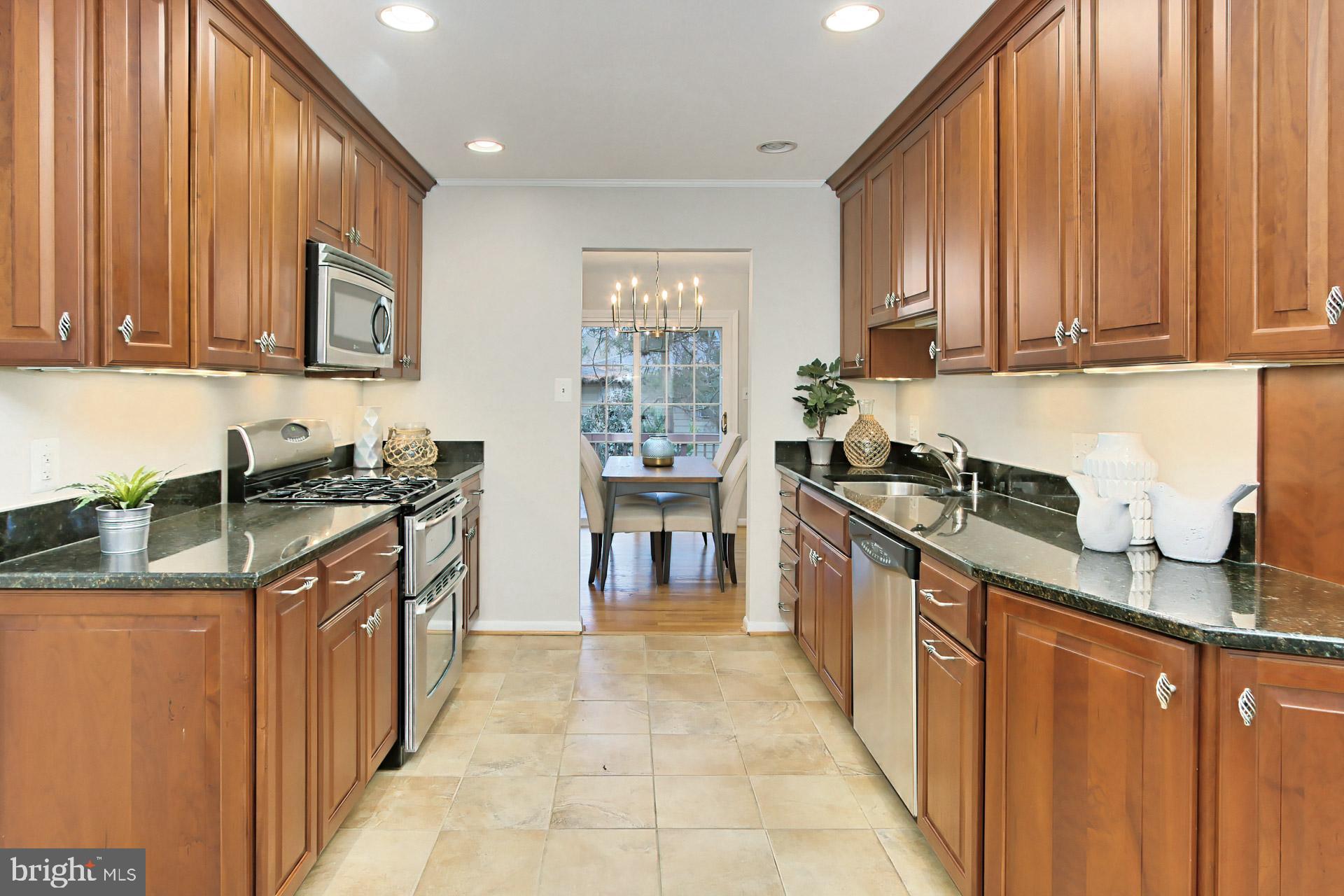 6313 Alberta Street Springfield, VA 22152 - Photo 18 of 45 Stainless appliances and under cabinet lighting