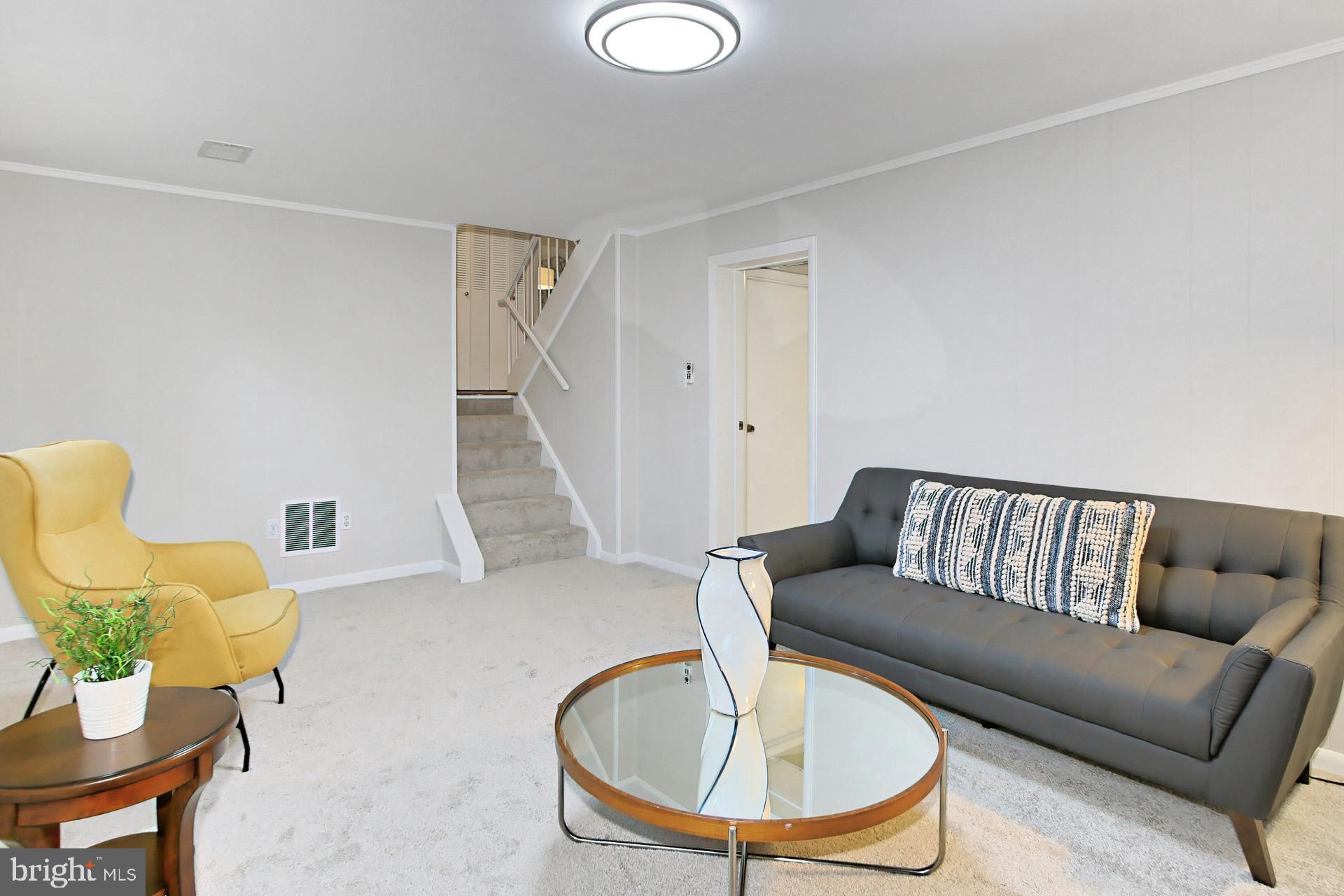 6313 Alberta Street Springfield, VA 22152 - Photo 29 of 45 Family room