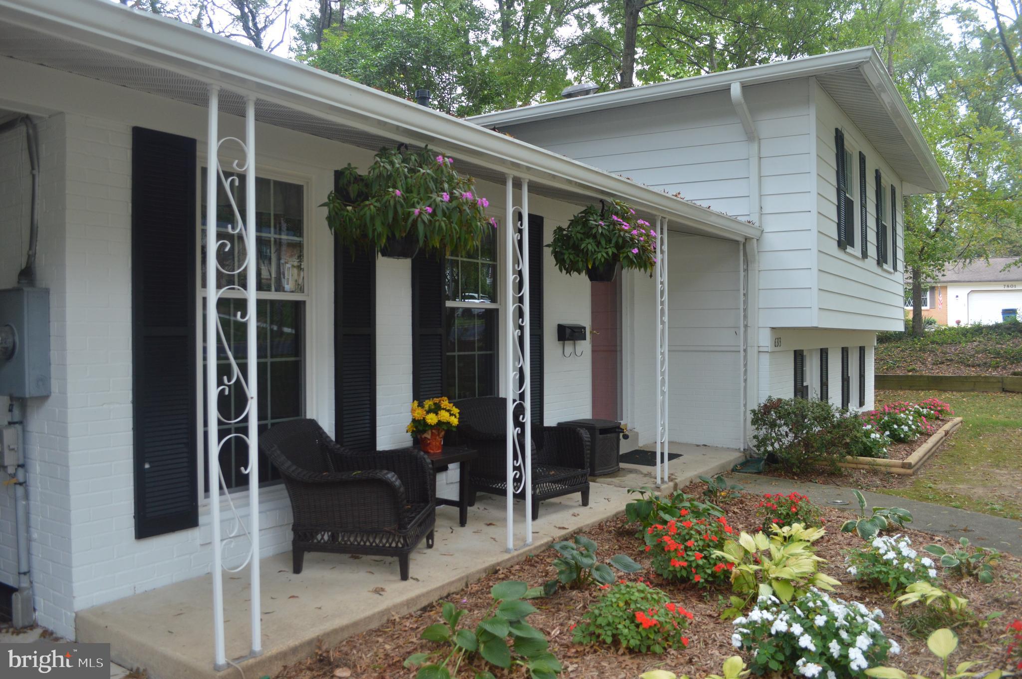 6313 Alberta Street Springfield, VA 22152 - Photo 5 of 45 Covered front porch