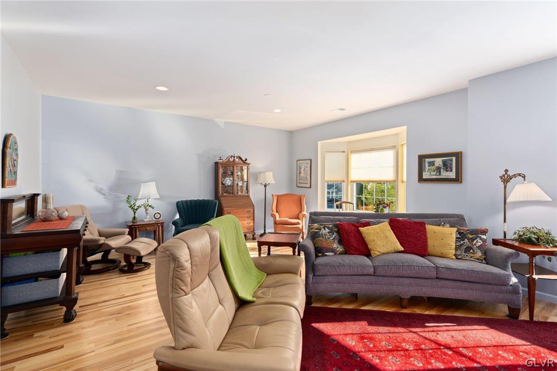 2255 Rising Hill Road Whitehall, PA 18052 - Photo 14 of 49 Living Room