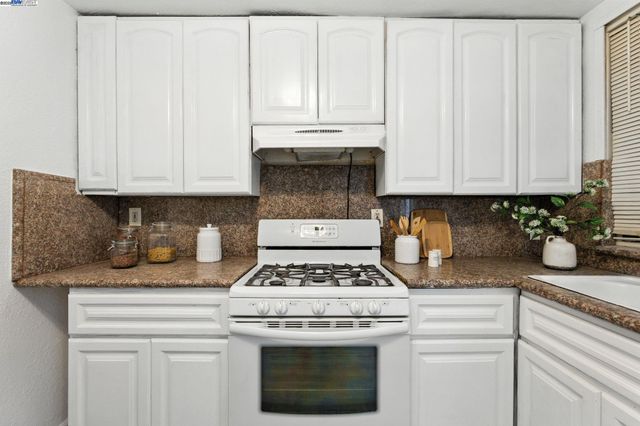 $998,000 | 840 Oak Street, Alameda, CA 94501