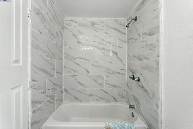 $998,000 | 840 Oak Street, Alameda, CA 94501