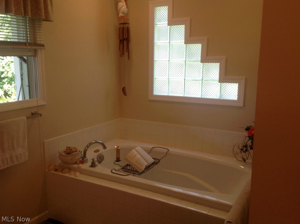 10567 Bartholomew Road Chagrin Falls, OH 44023 - Photo 13 of 22 Gallery Image 13