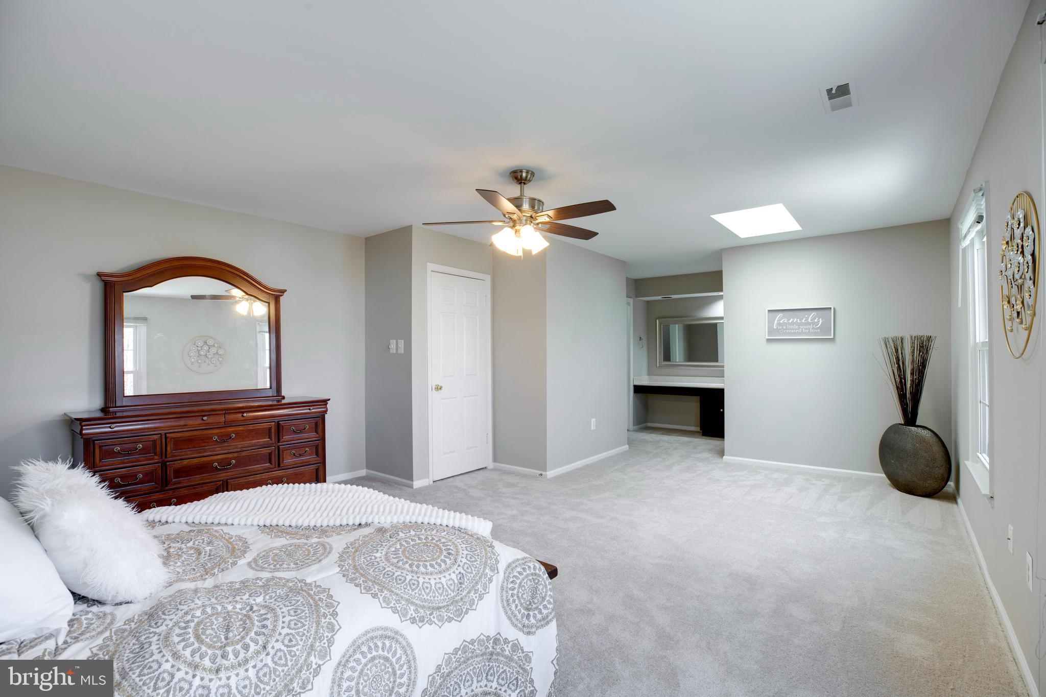 109 Country Road Sterling, VA 20165 - Photo 34 of 52 Gallery Image 34