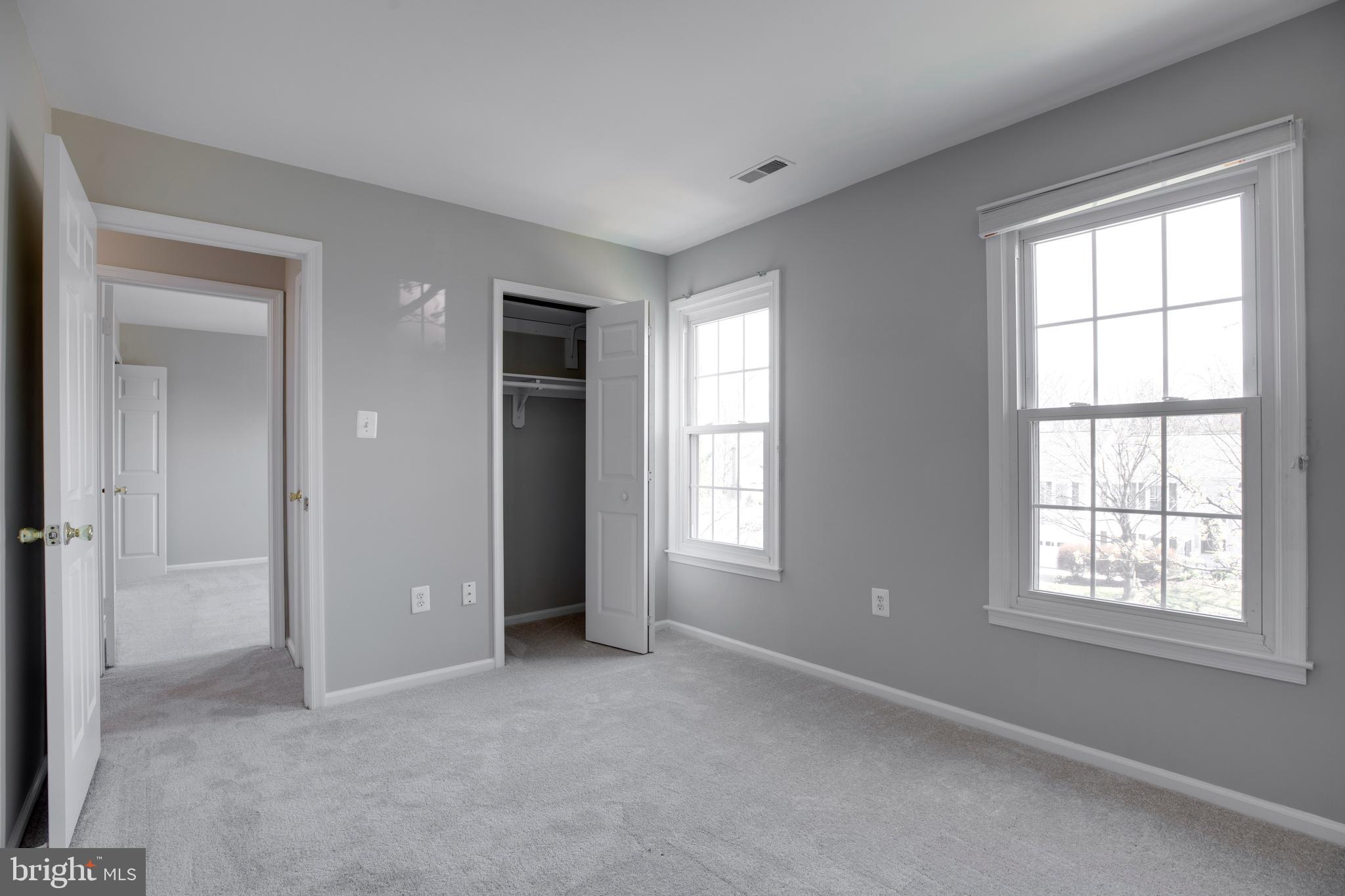 109 Country Road Sterling, VA 20165 - Photo 39 of 52 Gallery Image 39