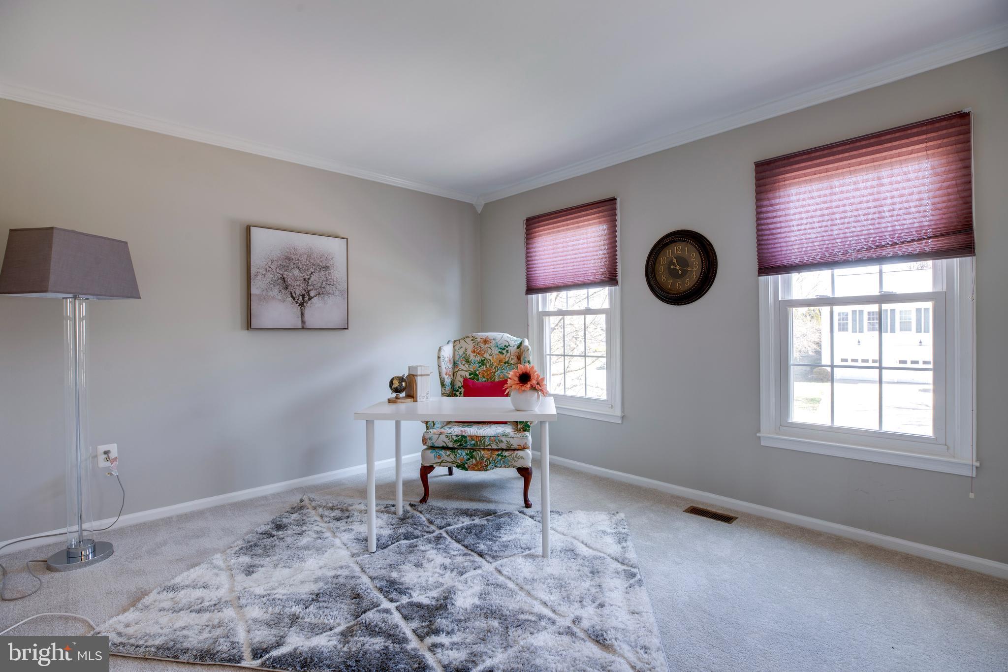 109 Country Road Sterling, VA 20165 - Photo 10 of 52 Gallery Image 10