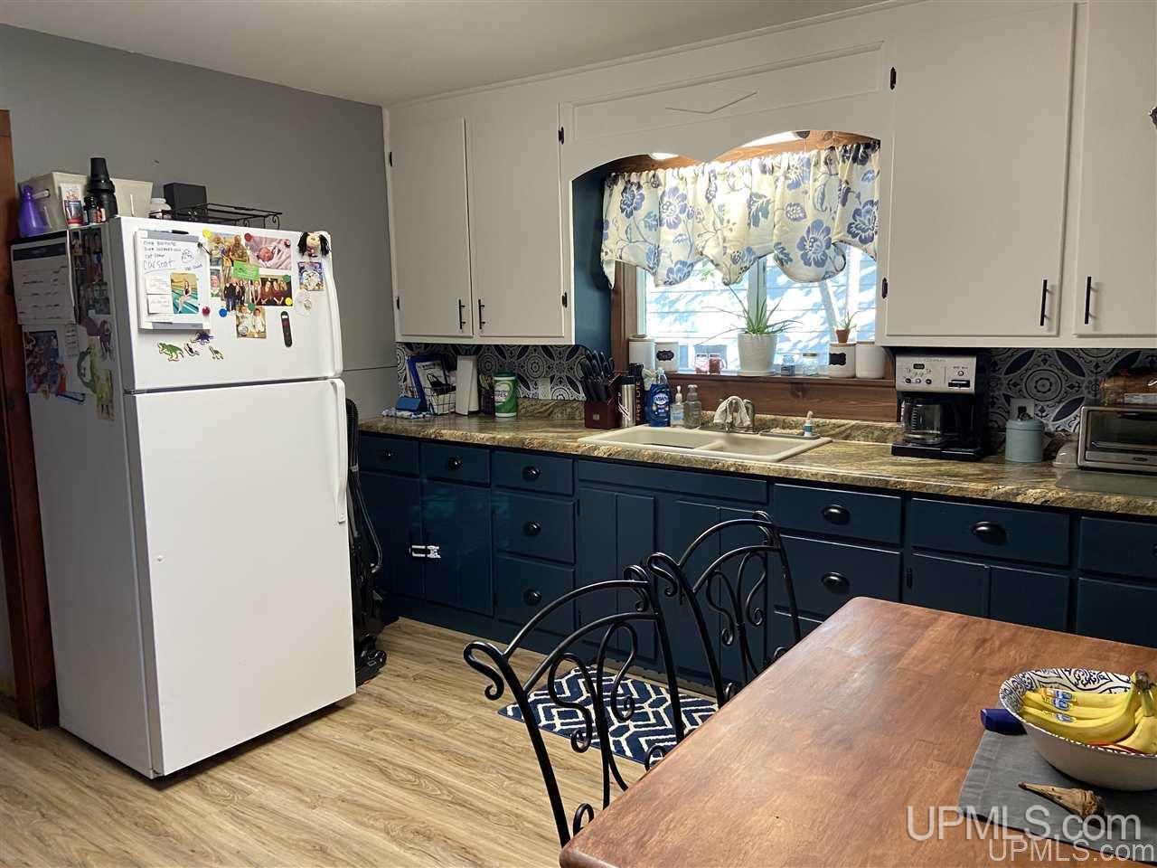 301 Elm Street Ishpeming, MI 49849 - Photo 5 of 32