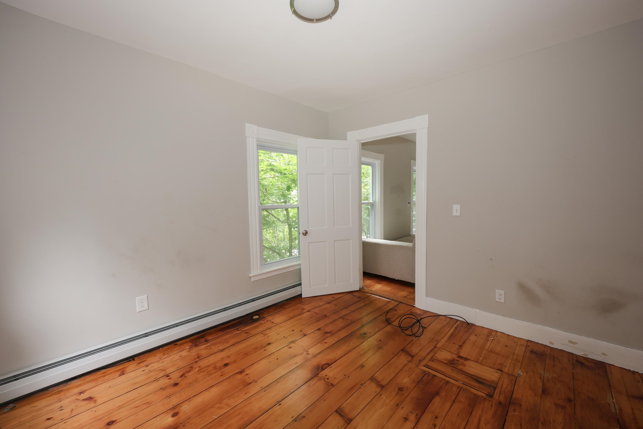 449 West River Road Hooksett, NH 03106 - Photo 7 of 32