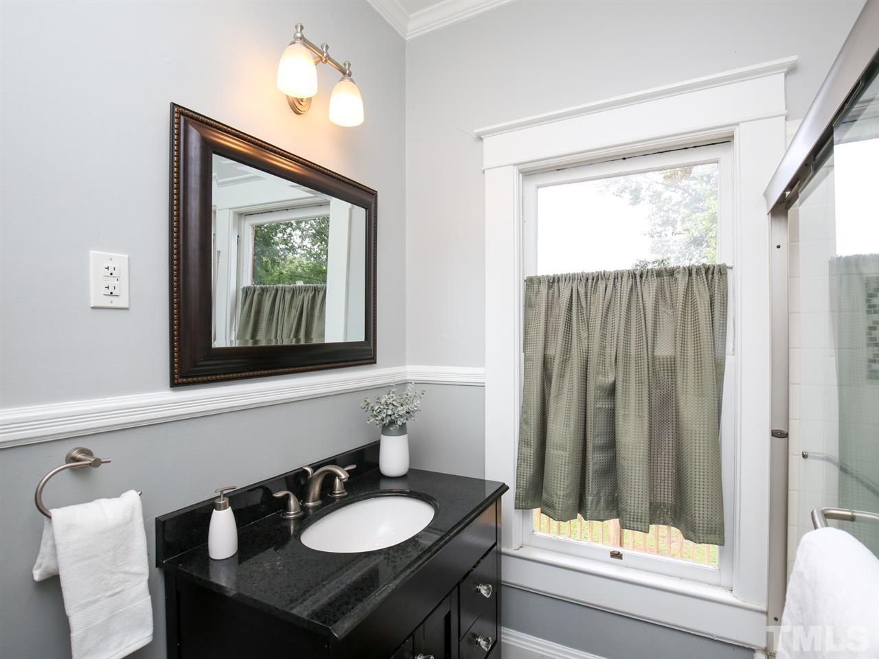 522 Cleveland Street Raleigh, NC 27605 - Photo 11 of 30
