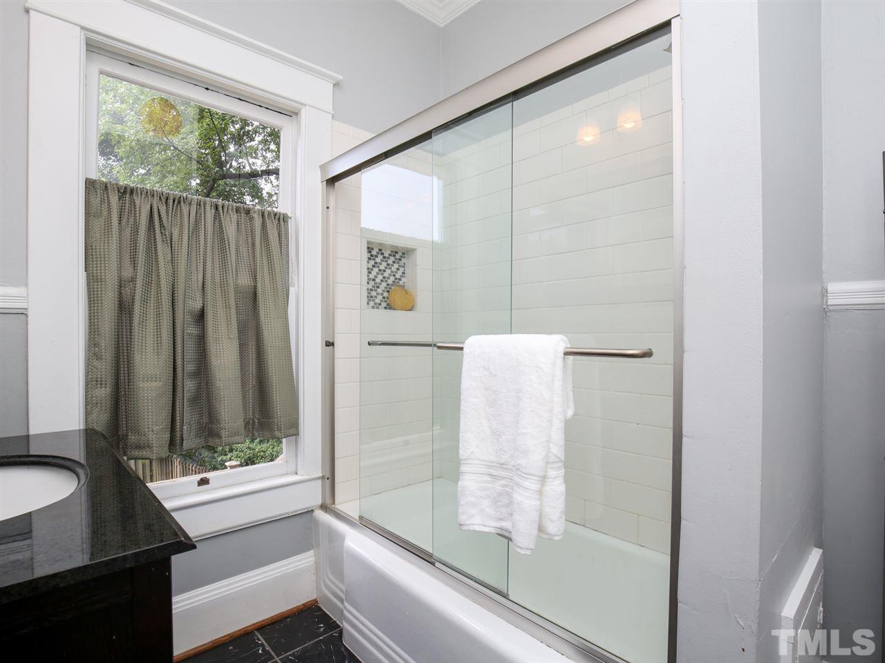 522 Cleveland Street Raleigh, NC 27605 - Photo 12 of 30