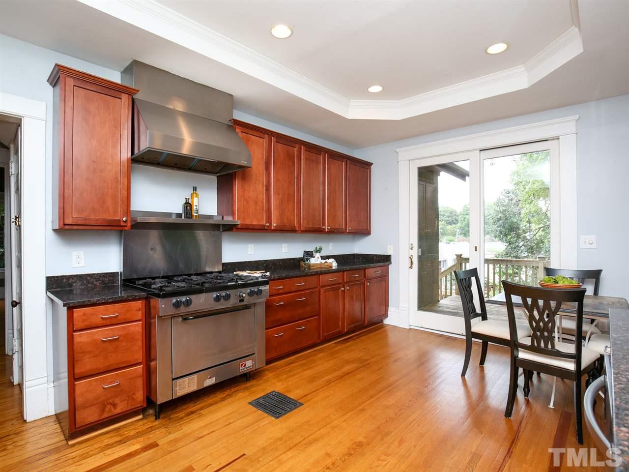 522 Cleveland Street Raleigh, NC 27605 - Photo 14 of 30