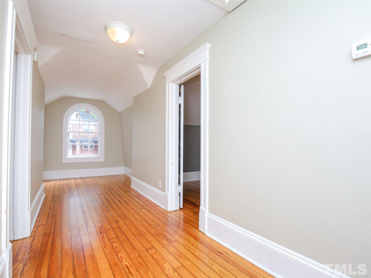 522 Cleveland Street Raleigh, NC 27605 - Photo 17 of 30