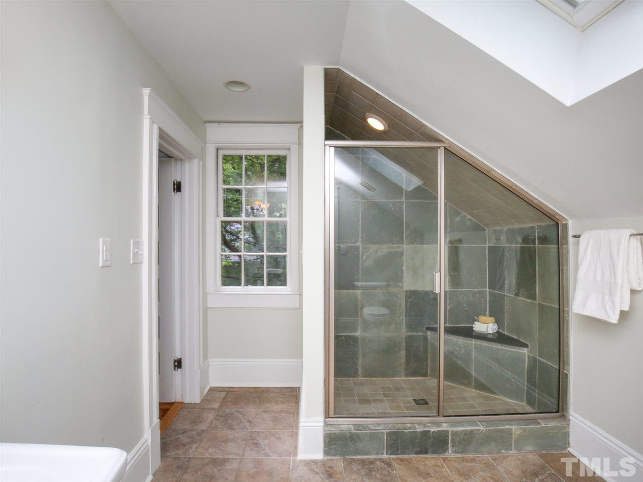522 Cleveland Street Raleigh, NC 27605 - Photo 23 of 30