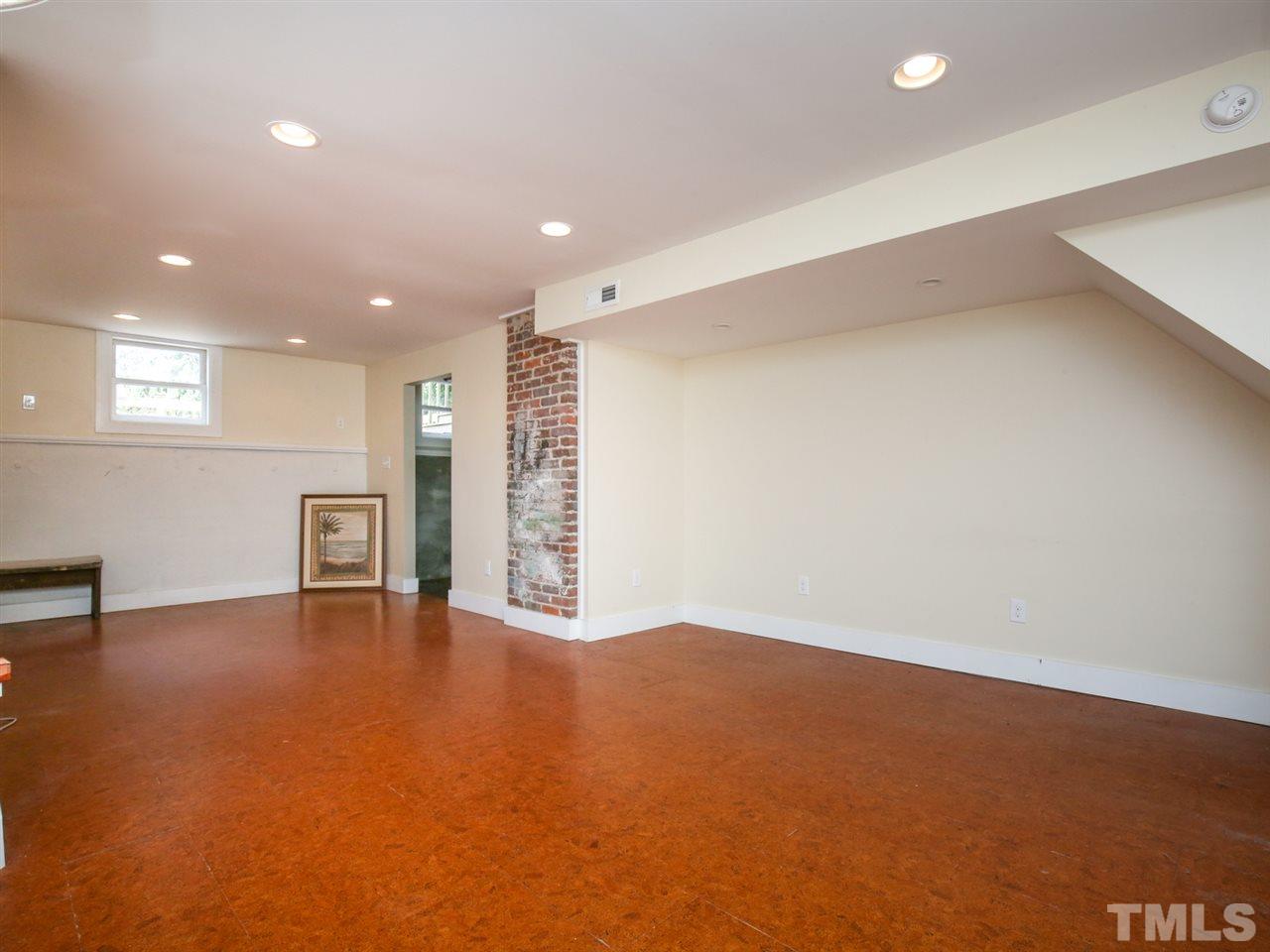 522 Cleveland Street Raleigh, NC 27605 - Photo 26 of 30