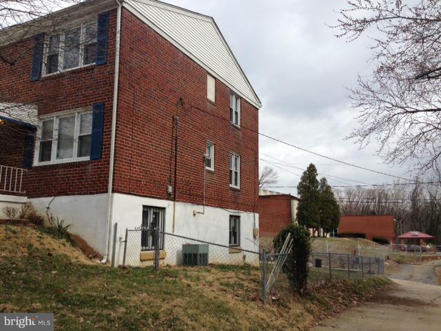 5100 Fredcrest Road Baltimore, MD 21229 - Photo 5 of 30 Exterior (General)