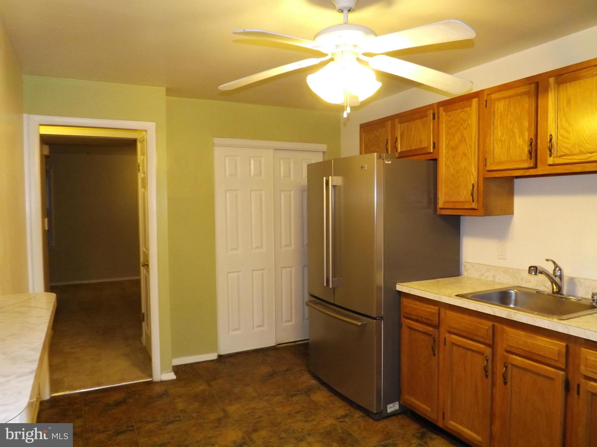5100 Fredcrest Road Baltimore, MD 21229 - Photo 8 of 30 Kitchen