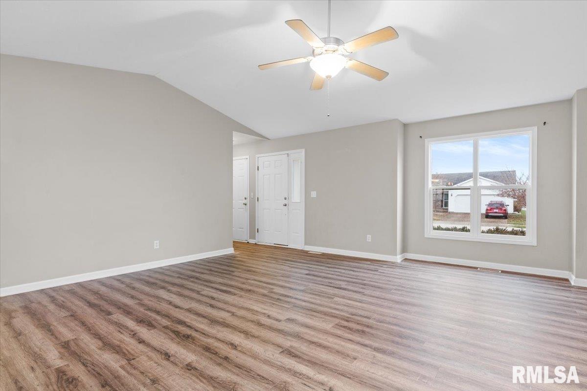 109 Argenta Drive Springfield, IL 62703 - Photo 6 of 26