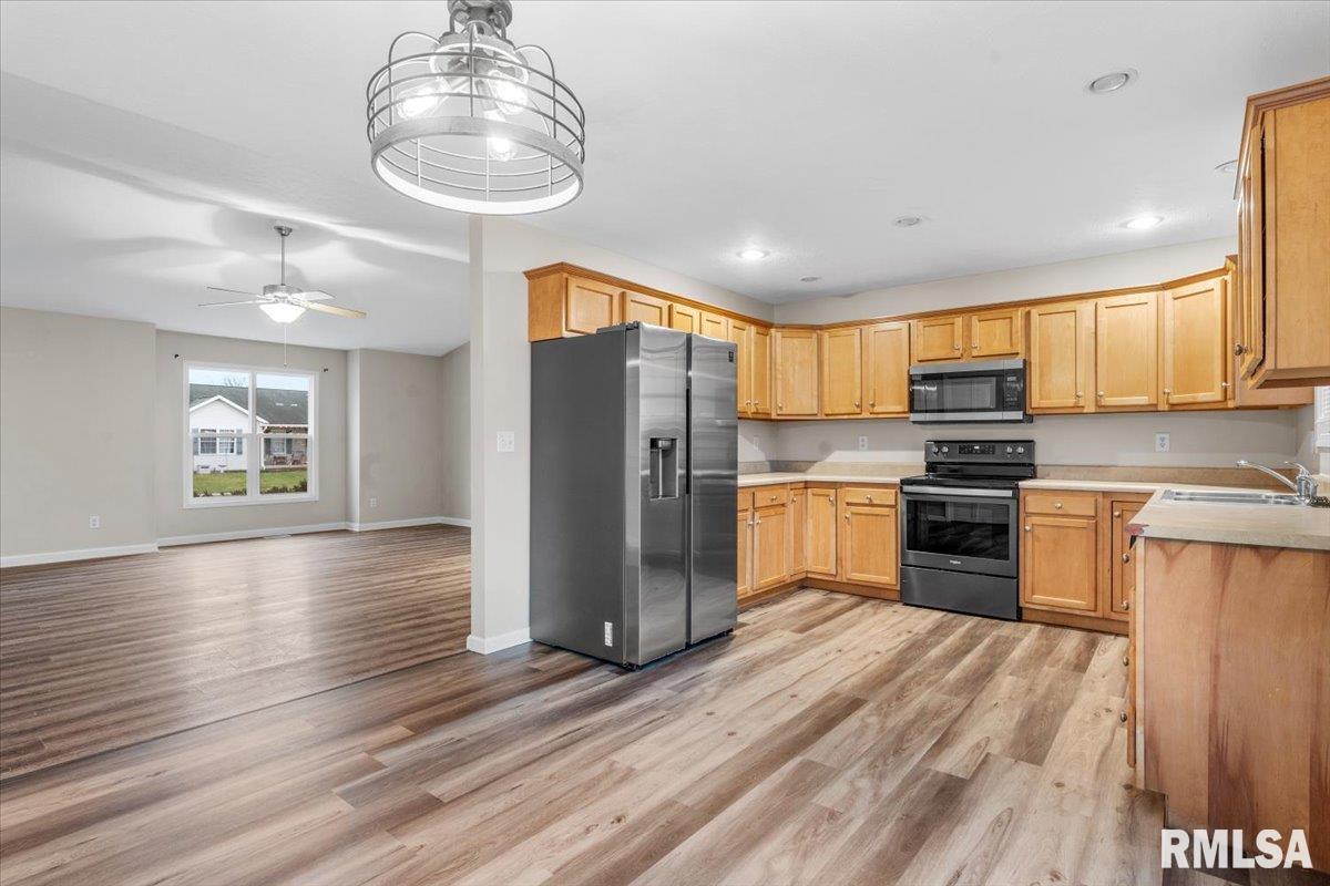 109 Argenta Drive Springfield, IL 62703 - Photo 9 of 26
