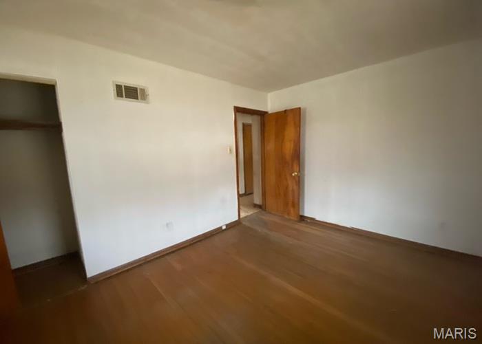 5101 Rockingham Drive St. Louis, MO 63121 - Photo 13 of 17