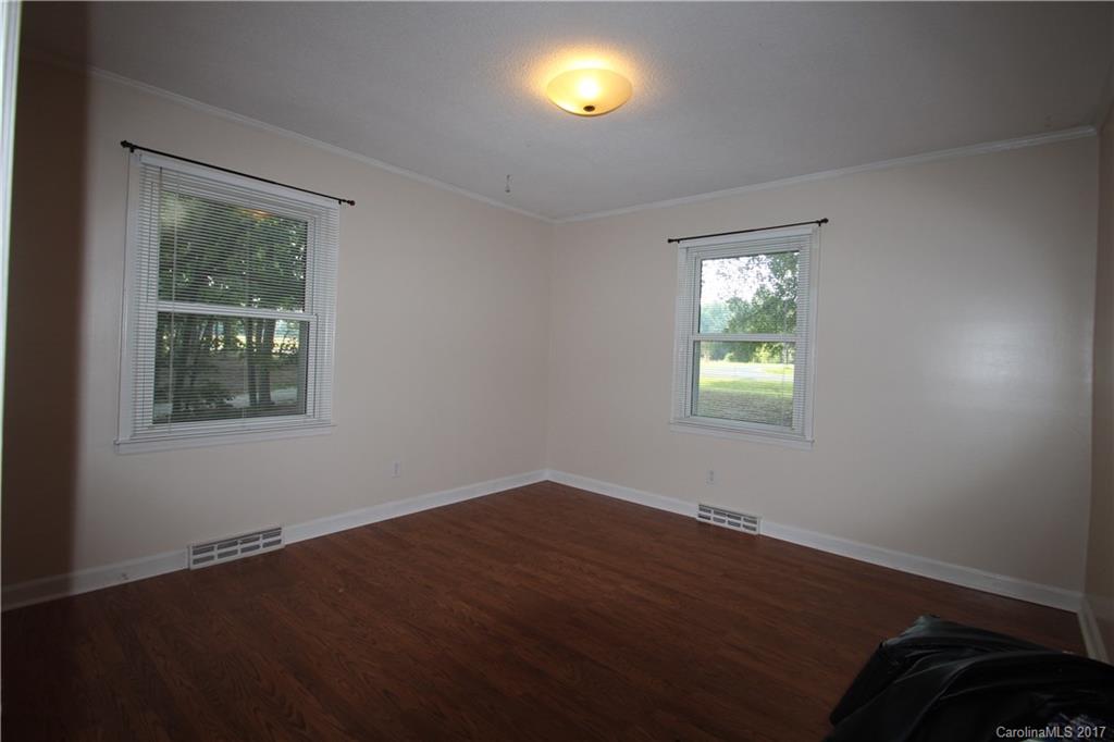 735 Chestnut Ridge Church Road Kings Mountain, NC 28086 - Photo 4 of 8 Gallery Image 4