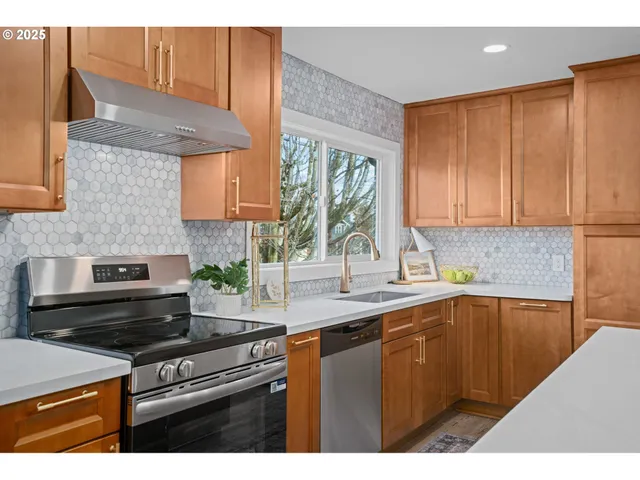 $724,000 | 5440 Northeast 35th Avenue, Portland, OR 97211