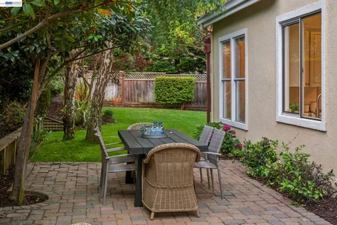 $2,095,000 | 367 Creedon Circle, Alameda, CA 94502