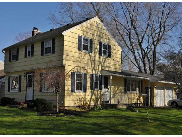 5 Ridgeview Drive Irondequoit, NY 14617 - Photo 1 of 1 Exterior Front