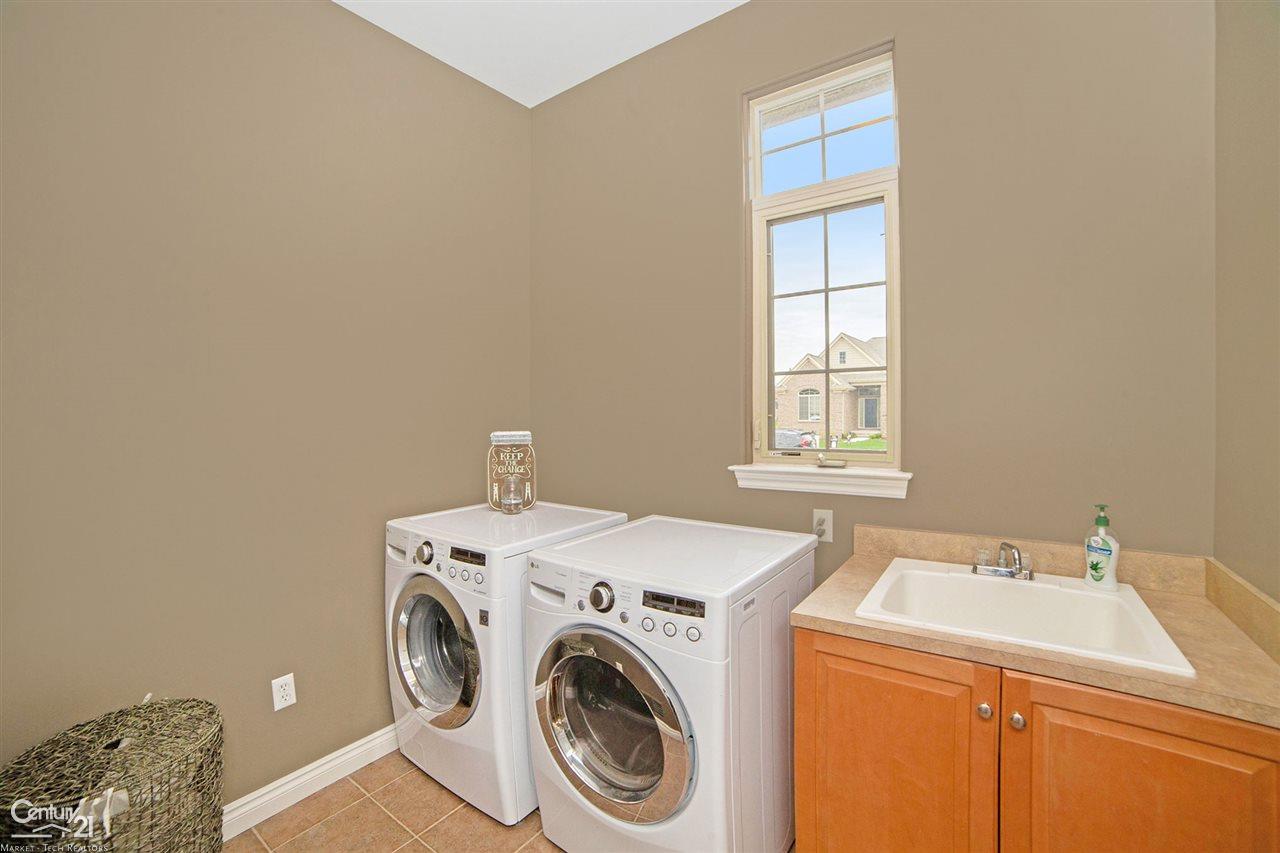 49533 Ishpeming Drive Chesterfield, MI 48047 - Photo 26 of 32