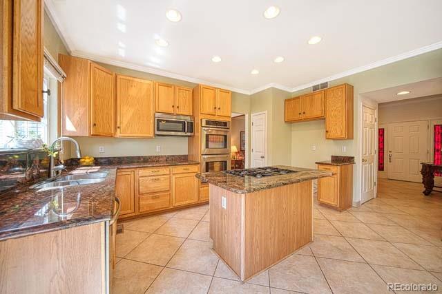 9707 Adelaide Circle Highlands Ranch, CO 80130 - Photo 8 of 20 Gallery Image 8