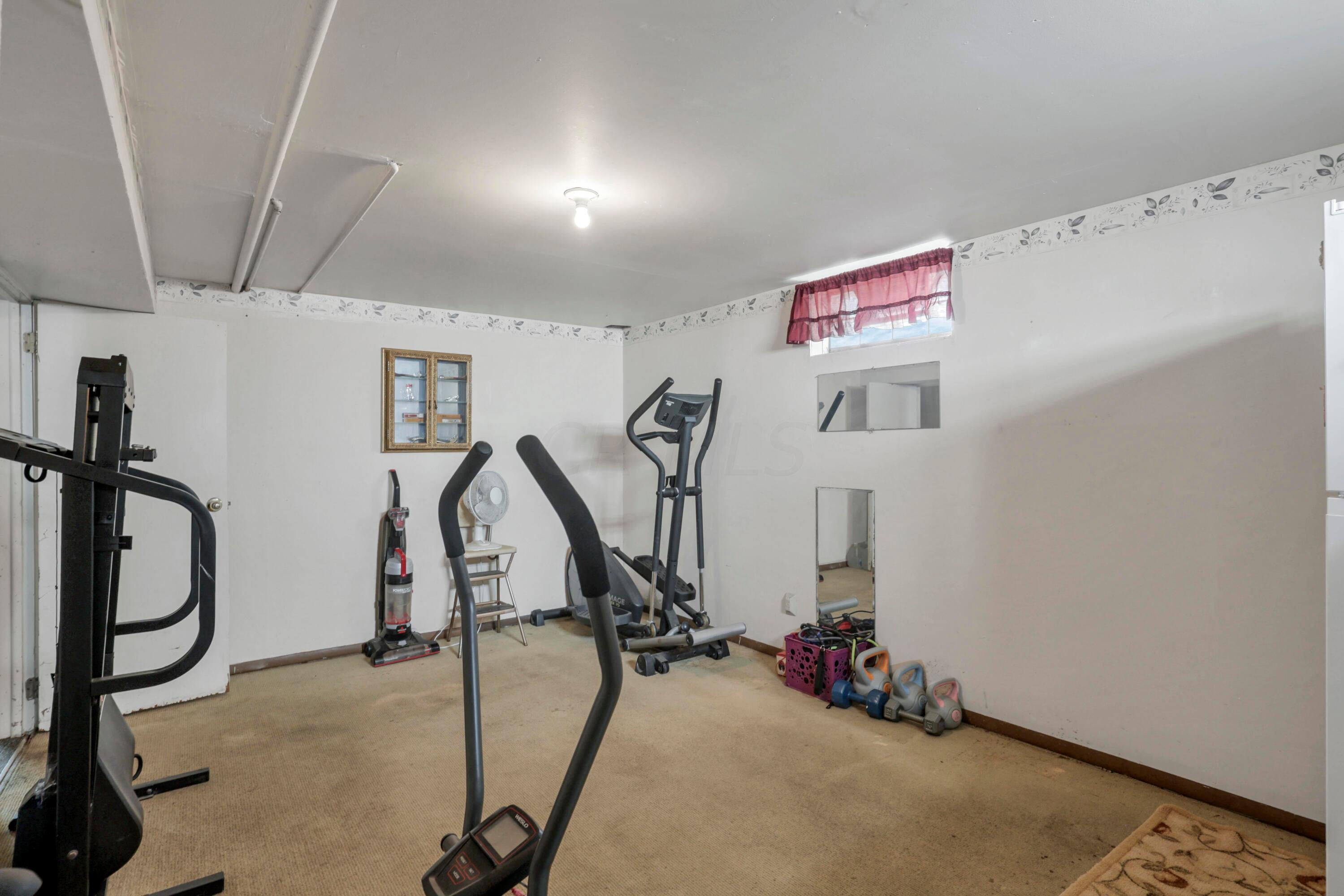 2835 Fleet Road Columbus, OH 43232 - Photo 27 of 37 Workout Room in Finished Basement