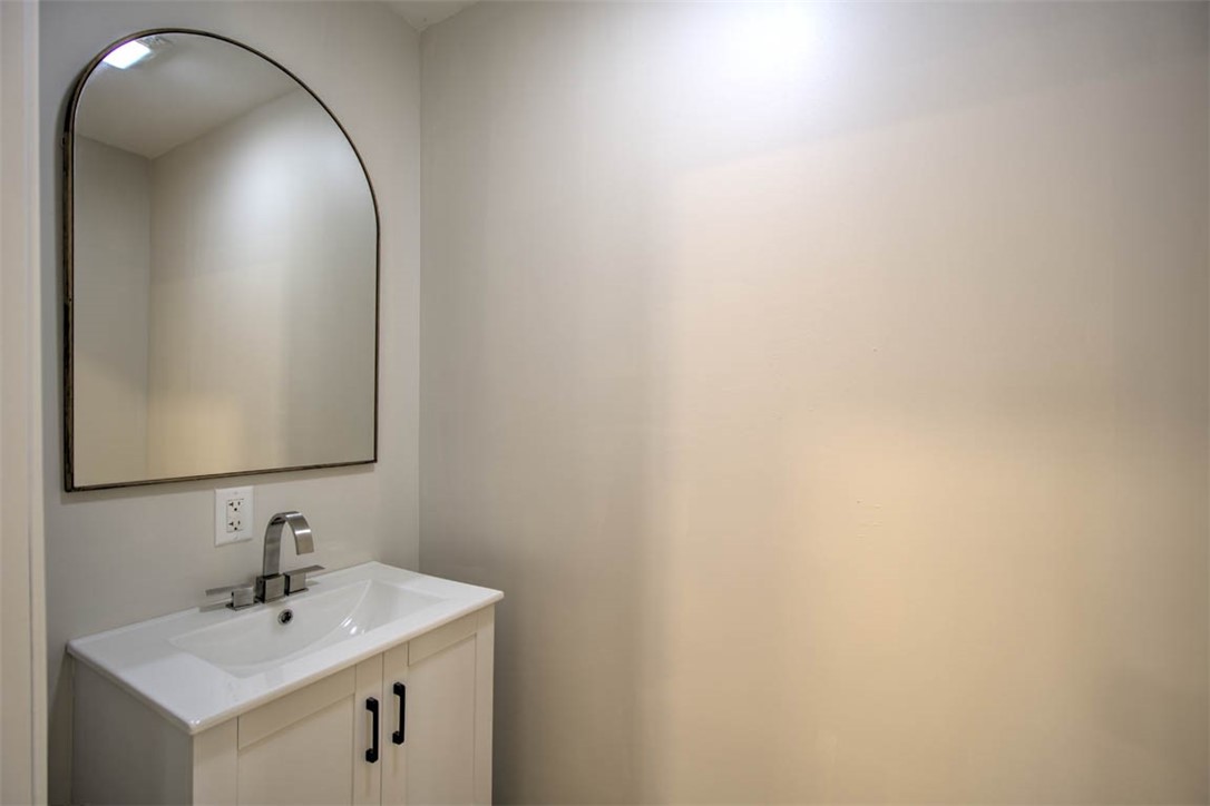 327 Timber Place Decatur, IL 62521 - Photo 36 of 43