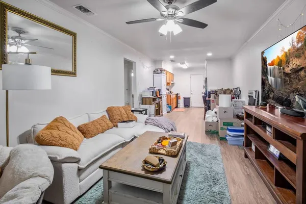 $1,300 | 498 Oak Avenue, Unit 2, New Orleans, LA 70123