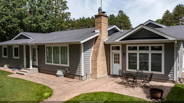 $1,750,000 | N2283 Country Lane, Waupaca, WI 54981
