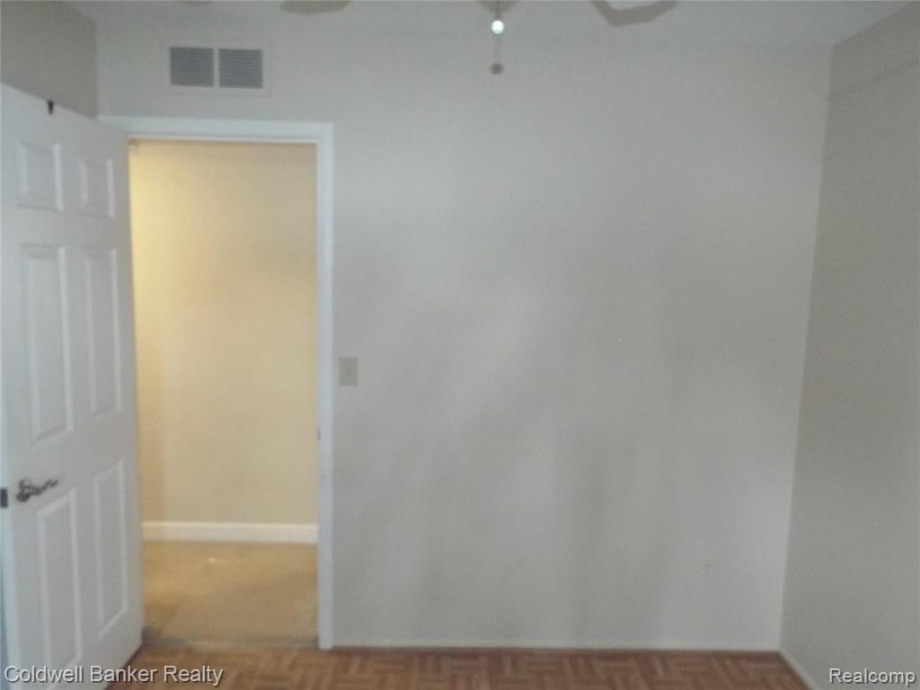 8320 North Henry Ruff Road Westland, MI 48185 - Photo 29 of 37